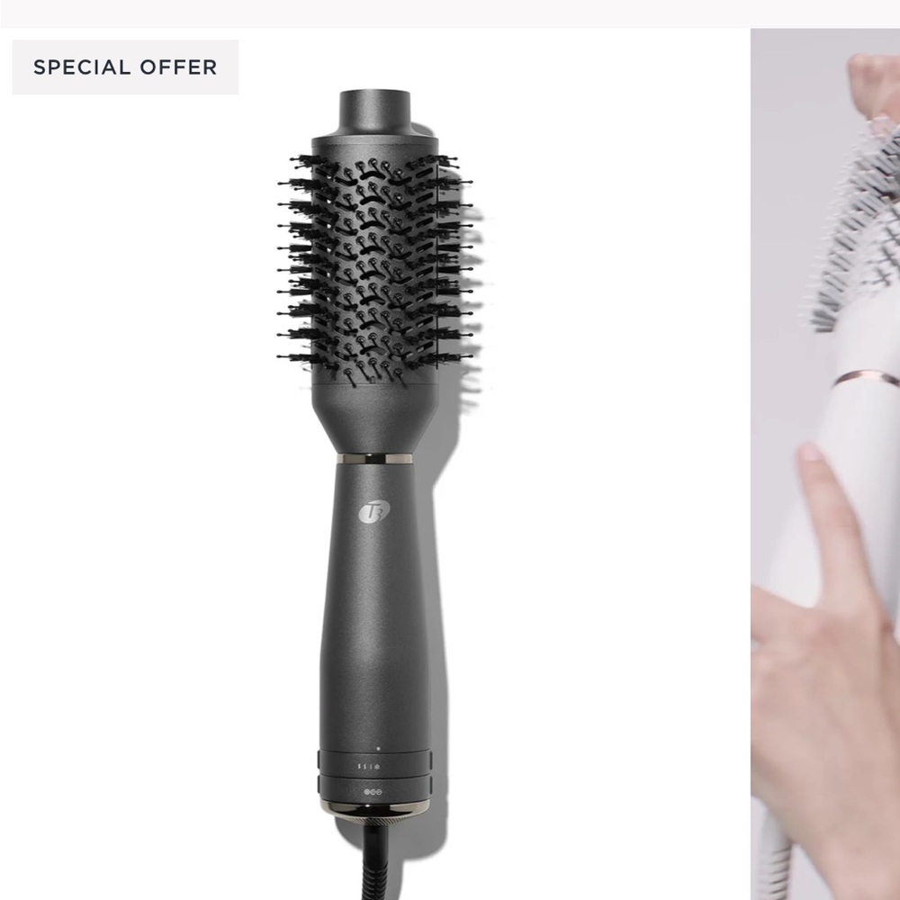 T3 Black Hair Styling Brush